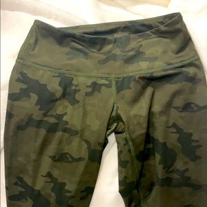 Lululemon Camo Full Length Wunder Under 4